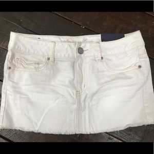 American Eagle White Denim Skirt-NWT!
